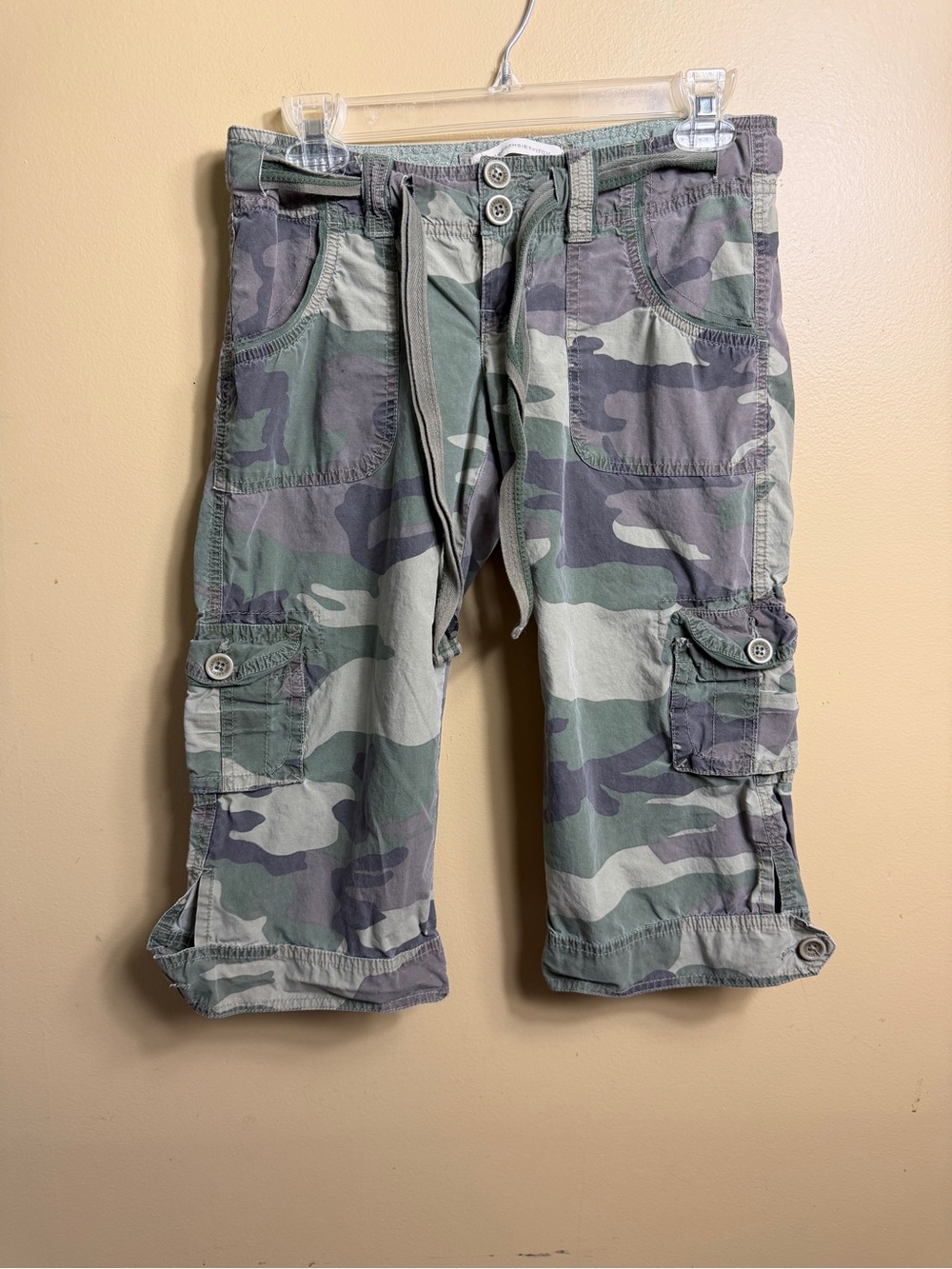 Vintage Abercrombie & Fitch Camo Cargo Capri Pants Women's Extra Small Y2K XS